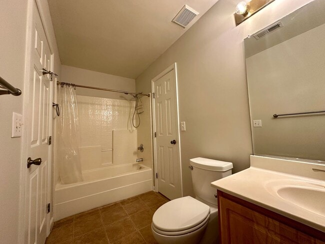 Building Photo - Call Amanda Tate at (757)289-6810 for more information