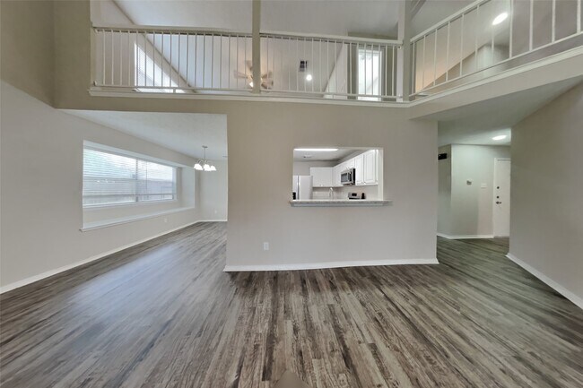 Building Photo - 2415 Pebbledowne Cir