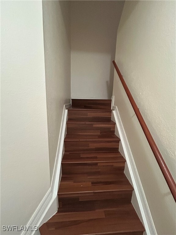 Building Photo - 8159 Pacific Beach Dr