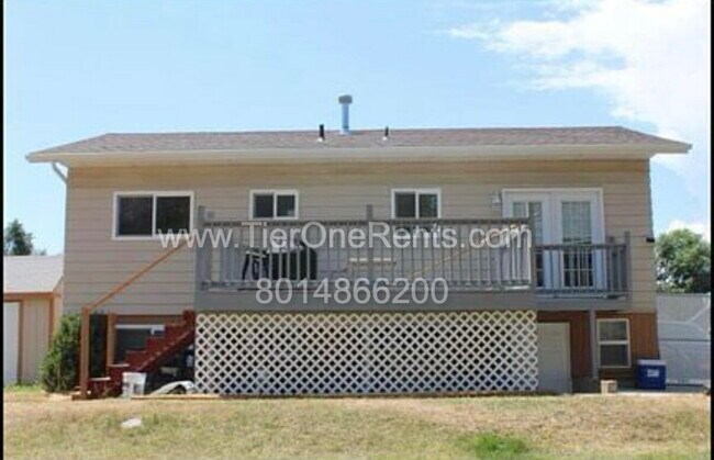 Building Photo - NO DEPOSIT option available for qualified ...