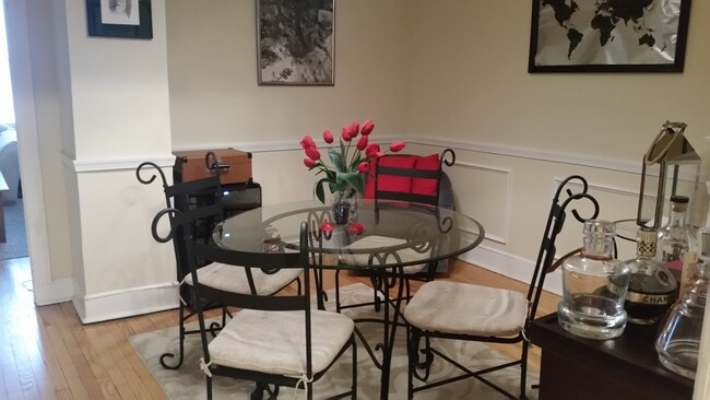Building Photo - Conduit Street. Updated Home in Historic D...