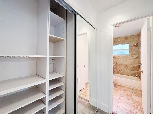 Building Photo - 363 Washington Ave