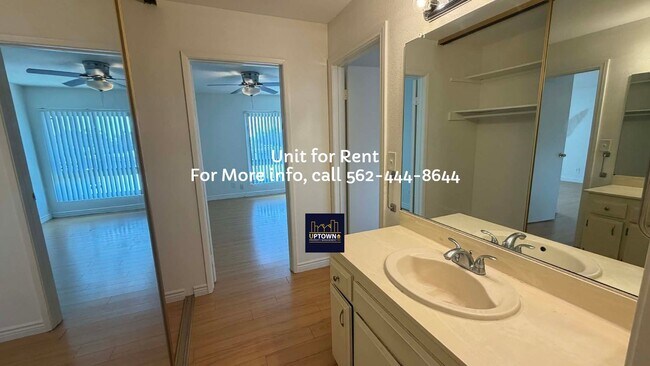 Building Photo - Condo - 1 Bedroom / 1 Bath - Long Beach