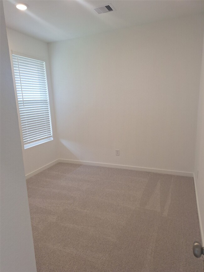 Building Photo - 21610 Berry Crst Ln