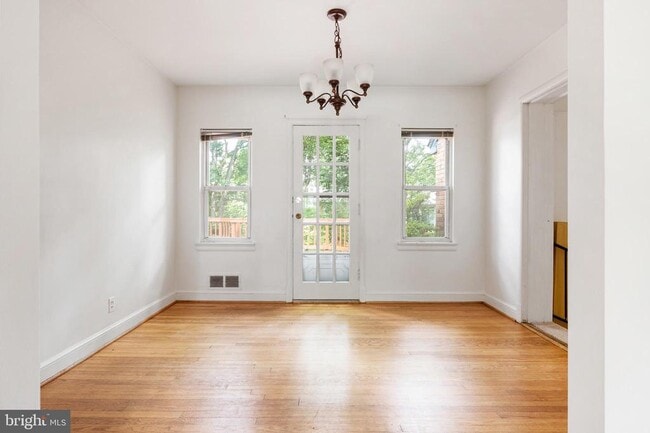Building Photo - 5708 Dawes Ave