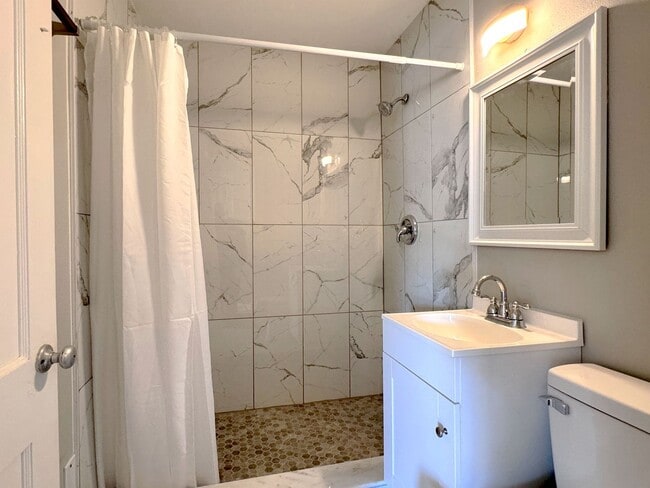 Building Photo - Cozy Two-Bedroom Winter Haven Home