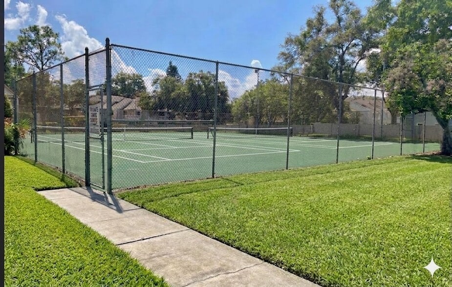 Tennis Court - 204 Orienta Point St