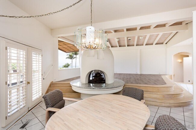 Building Photo - 1145 La Jolla Rancho Rd