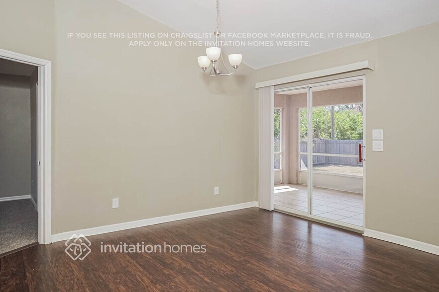 Building Photo - 2255 Dongola St