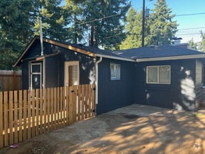 Building Photo - 3025 SE 131st Ave