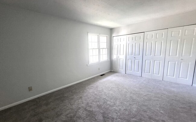 Building Photo - Available for Rent: Two Bedroom 2.5 Bath T...