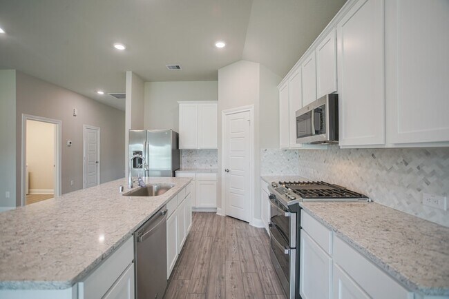 Building Photo - 17112 Coneflower Pl