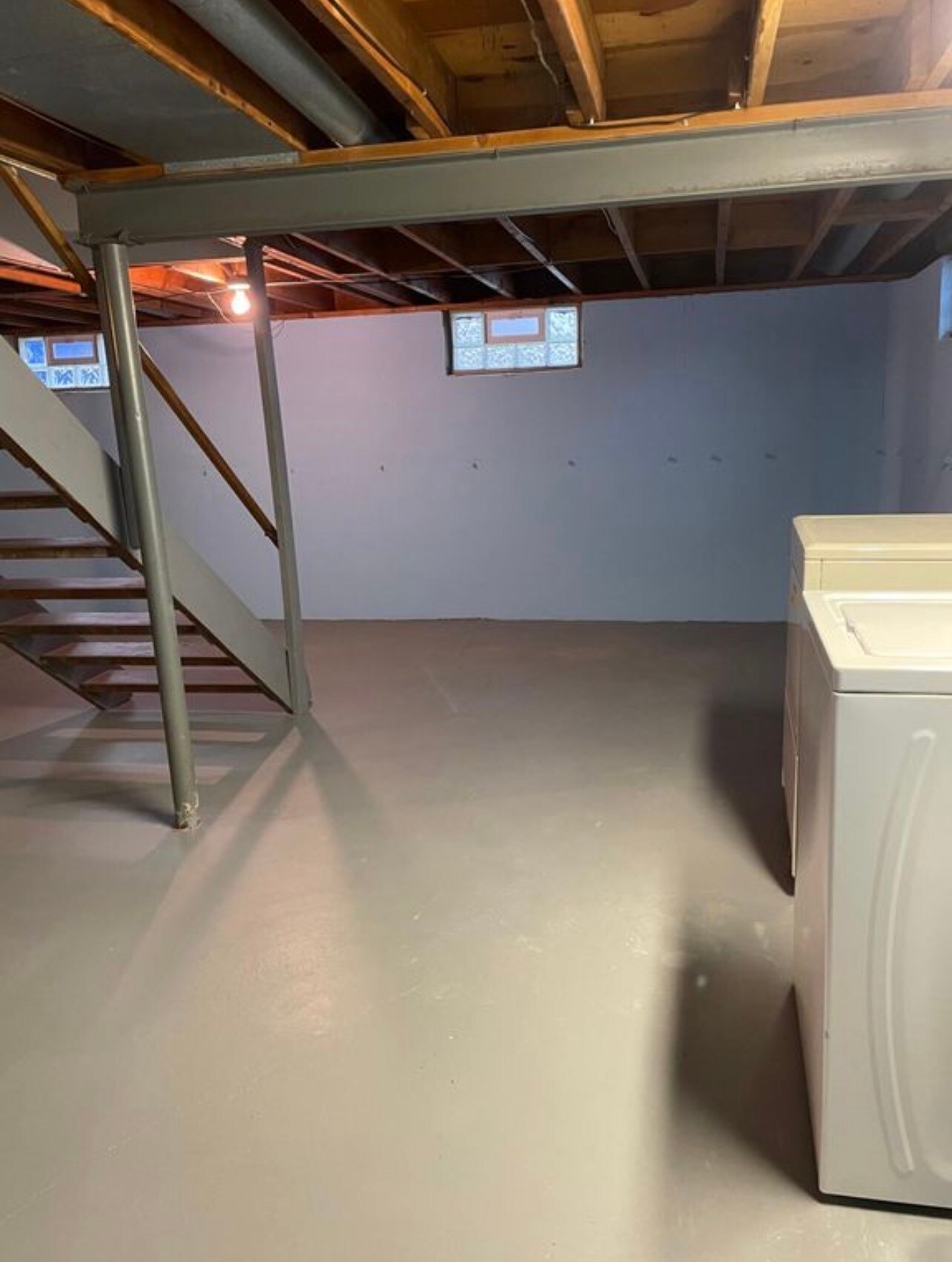 Building Photo - 225 Sunshine Dr