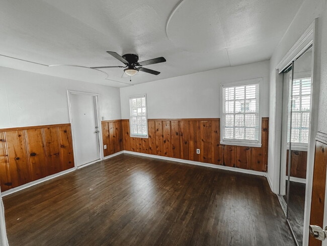 Building Photo - 2605 35th St