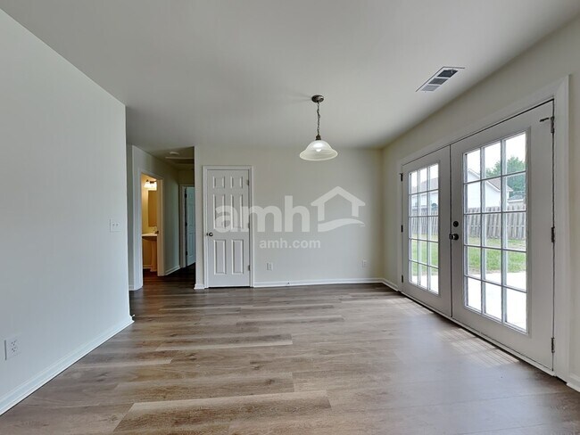 Building Photo - 312 Windmill Dr