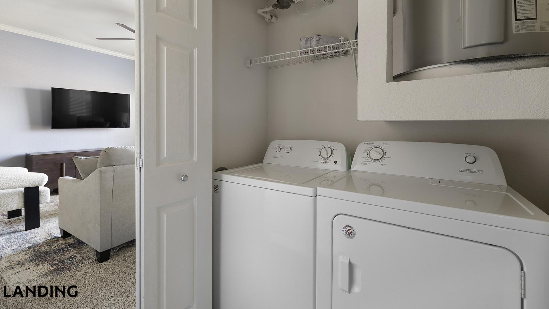 Building Photo - 901 Lakeside Cir