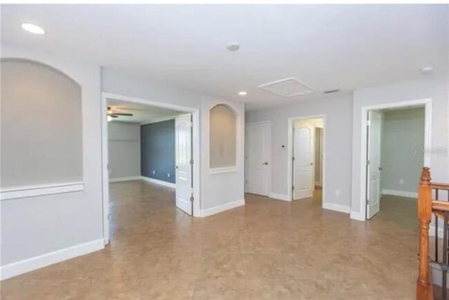 Building Photo - 6914 Quiet Creek Dr