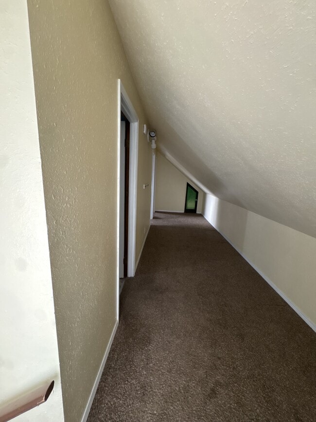 Building Photo - 1250 Hill St SE