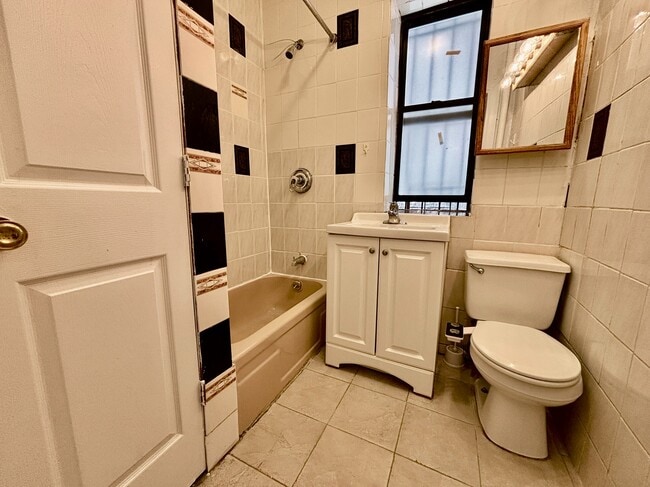 Floorplan - 182 Claremont Avenue