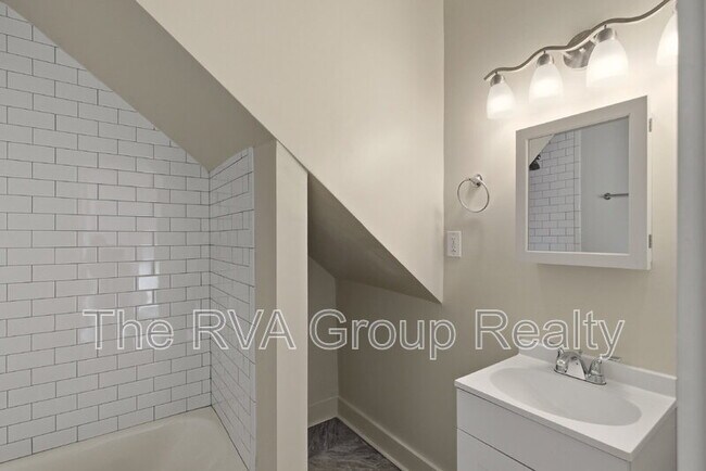 Building Photo - 27 S Jefferson St