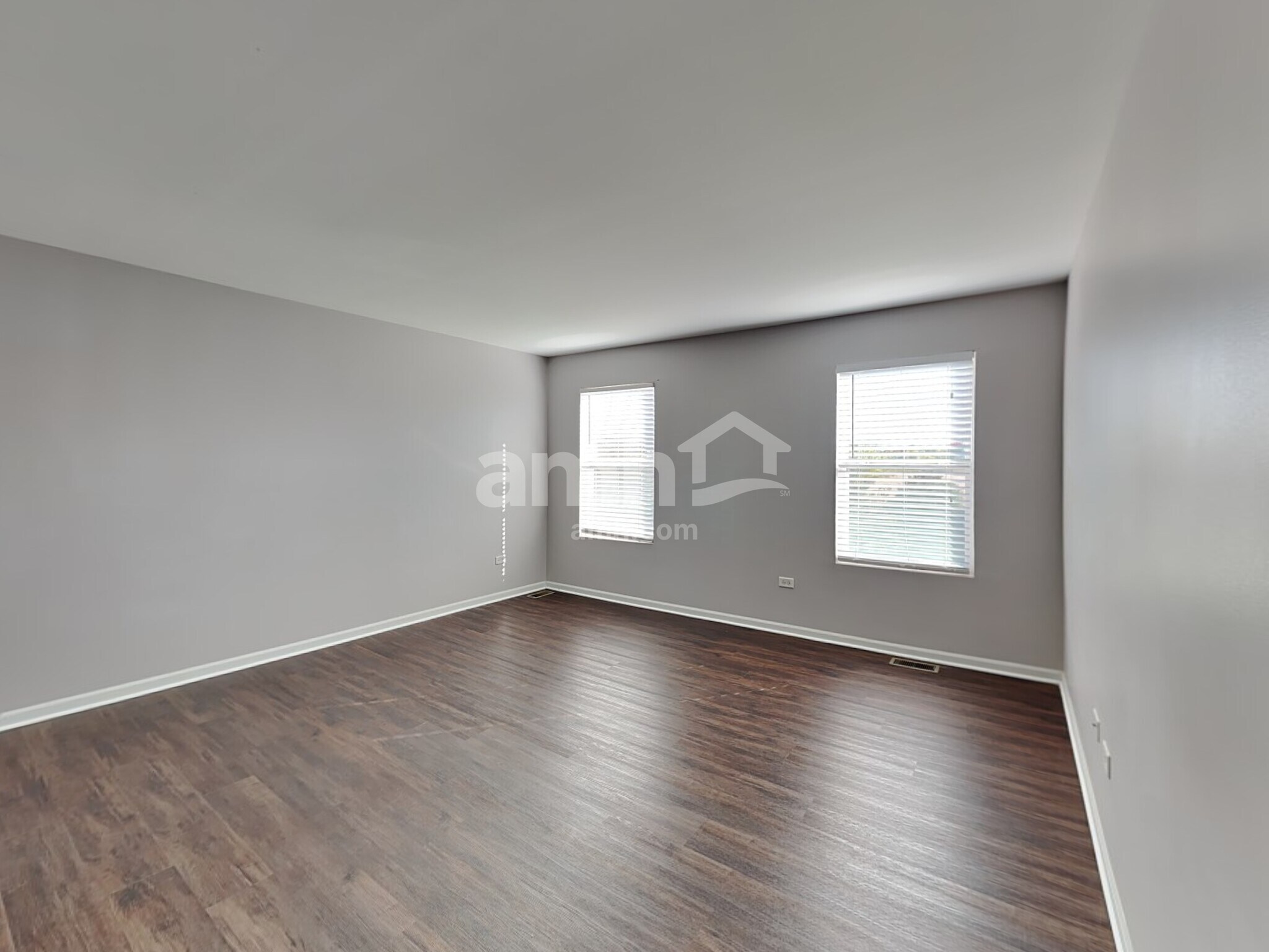 Building Photo - 3910 Stockton Dr