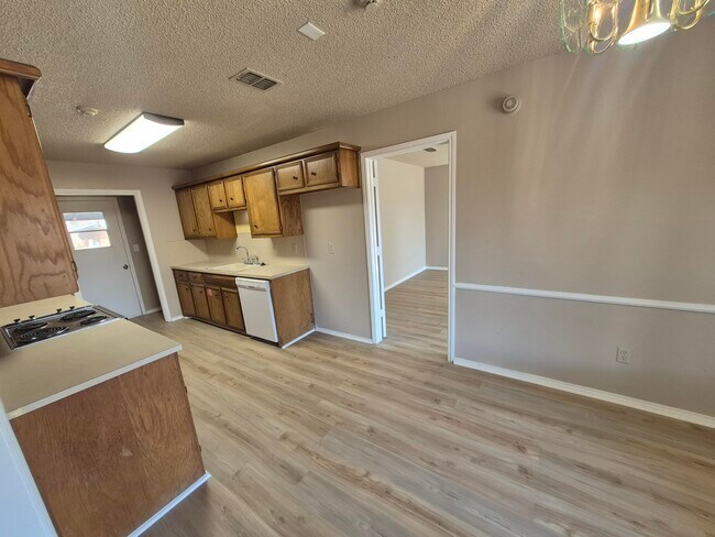 Building Photo - 5209 95th St