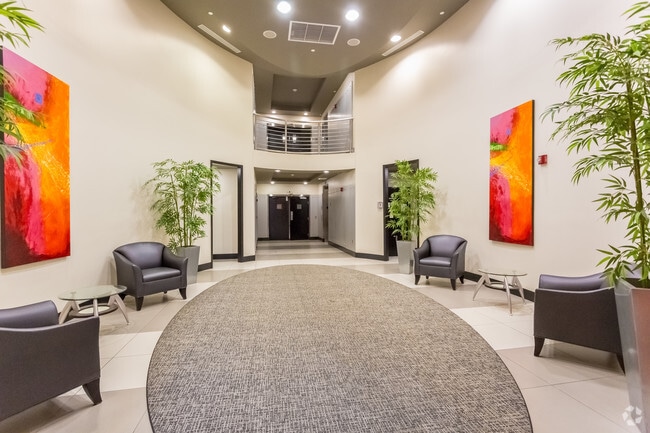 Lobby Photo - Camden Brickell