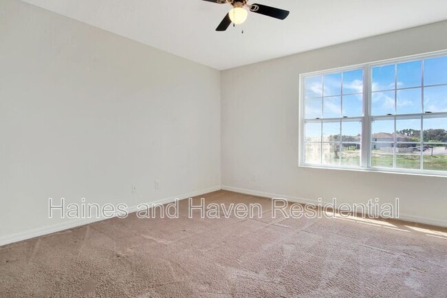 Building Photo - 164 Primrose Dr