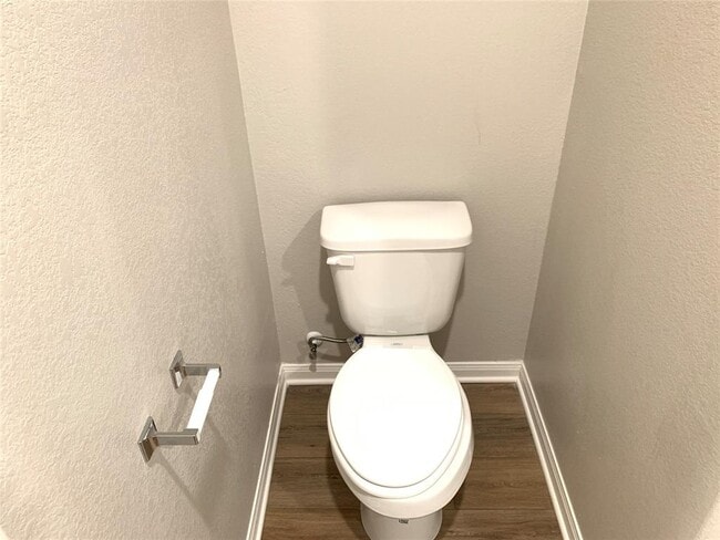 Building Photo - 112 Declaration Ln