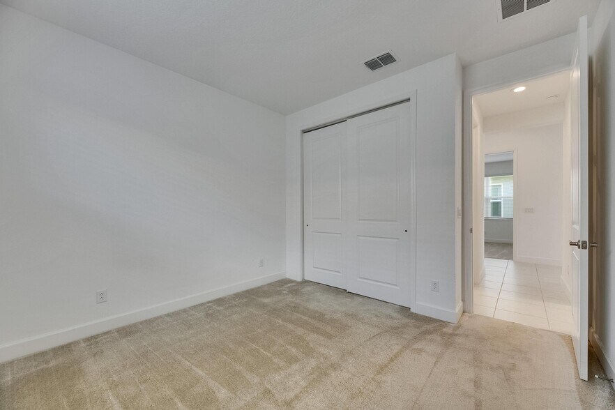 Building Photo - 4915 Sienna Isles Ave