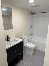 Building Photo - 32 Park St