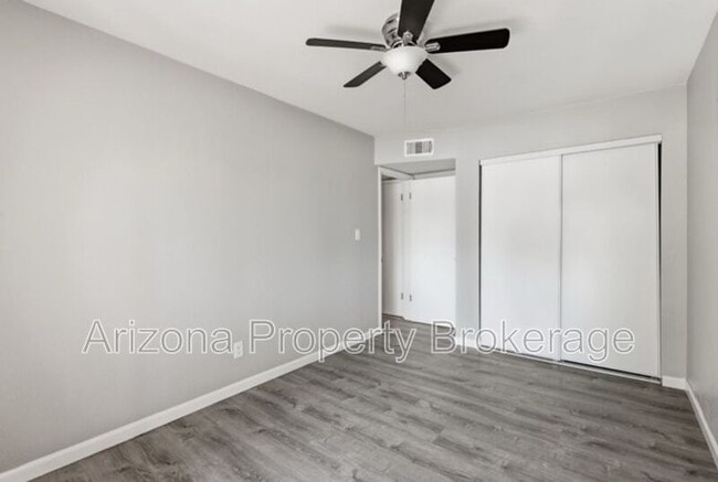 Building Photo - 603 W Rio Salado Pkwy