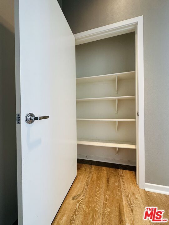 Building Photo - 6581 S Seabluff Dr
