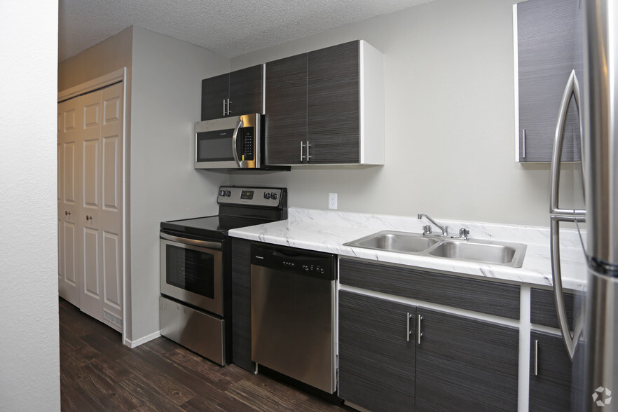 Layton Meadows - Layton, UT | Apartment Finder