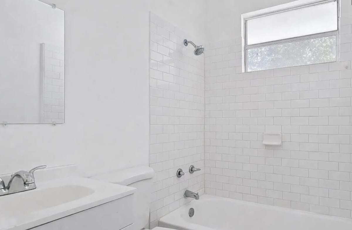 Building Photo - 1534 Morgan St