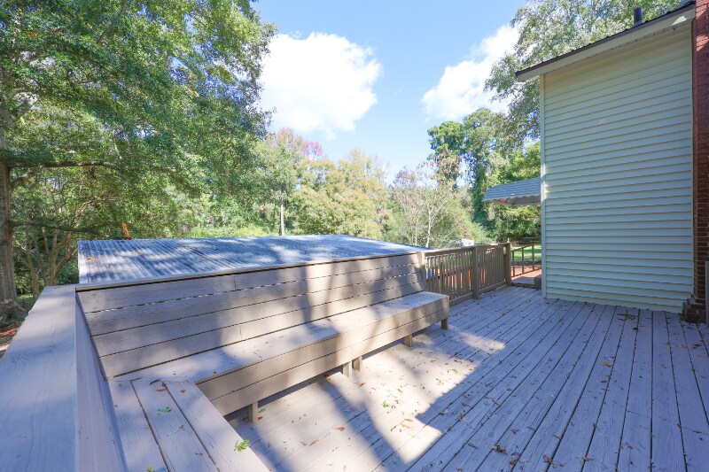 Building Photo - 31 Reed Dr