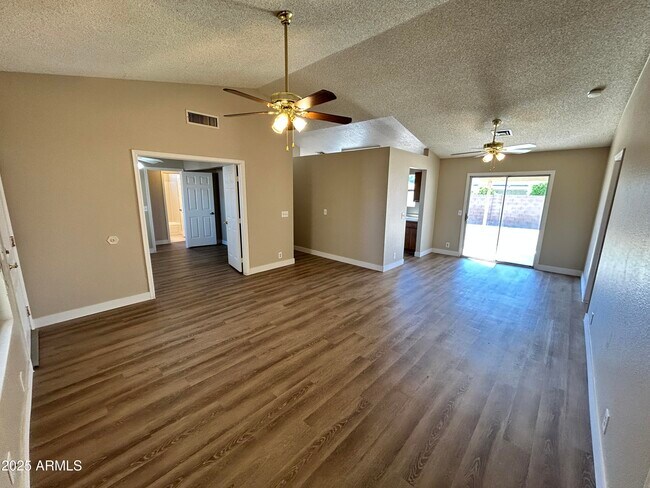 Building Photo - 6361 W Onyx Ave