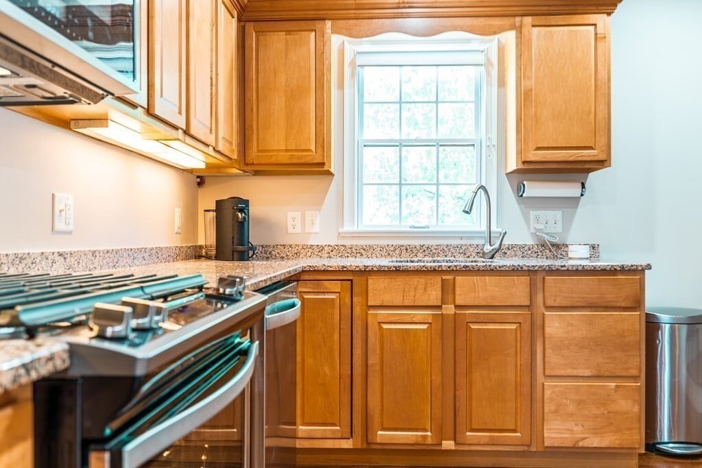 Building Photo - 467 Somerville Ave