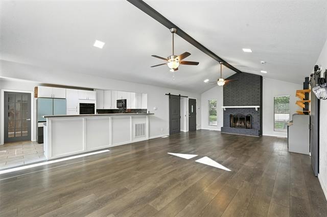 Building Photo - 507 Longo Ct
