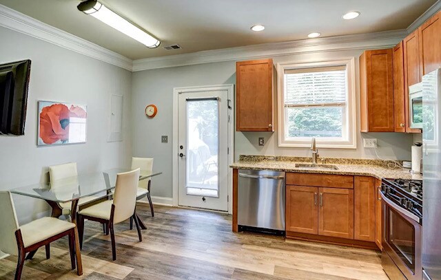 Building Photo - 2943 Templehof Ct