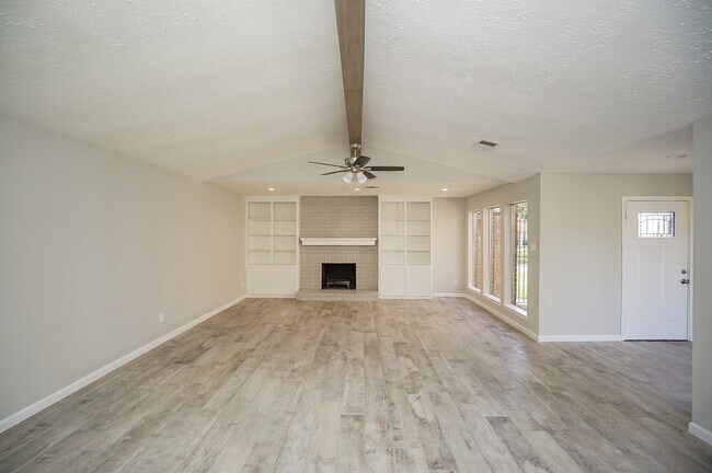 Building Photo - 22418 Goldstone Dr