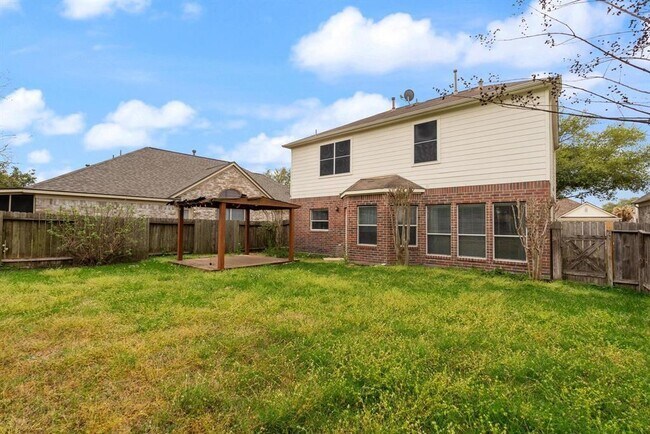 Building Photo - 15422 Elm Leaf Pl