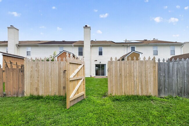 Building Photo - 1031 Still-Harbor Cir