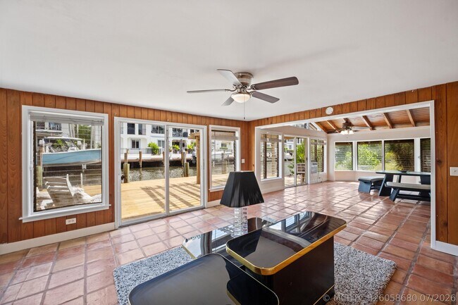 Building Photo - 816 Chukker Rd