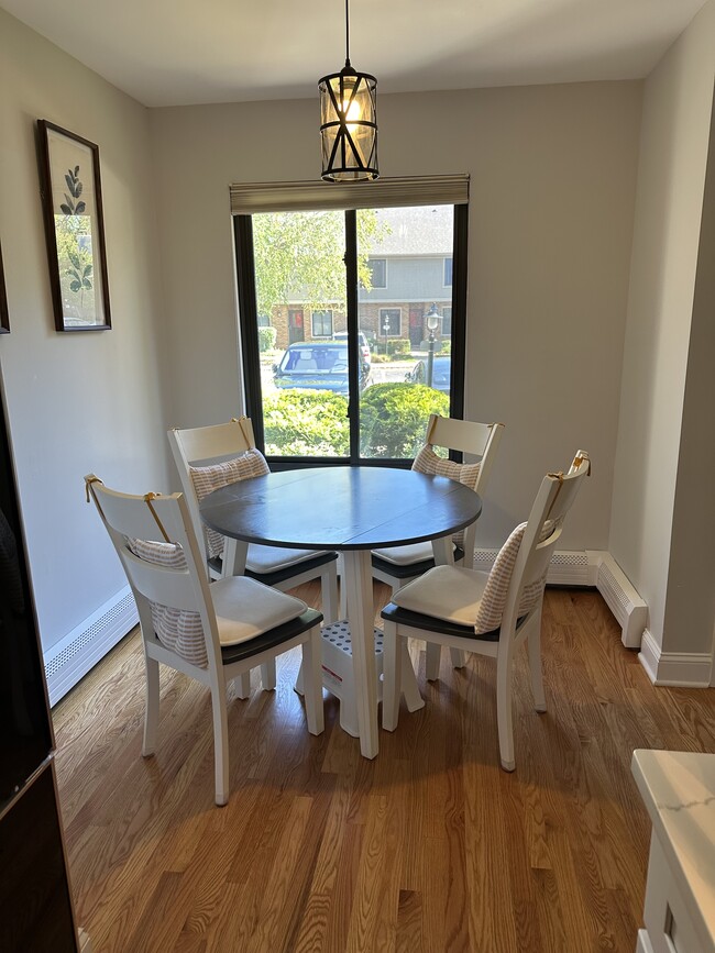 Building Photo - 1 Irongate