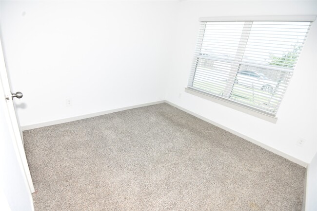 Building Photo - 1515 Cordelia Ct