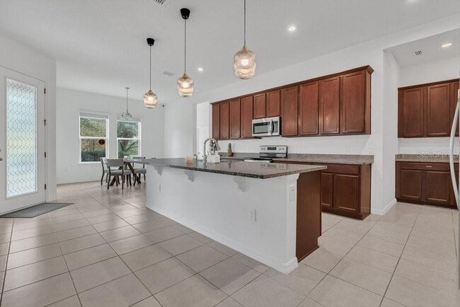 Building Photo - 12880 Westside Vlg Lp