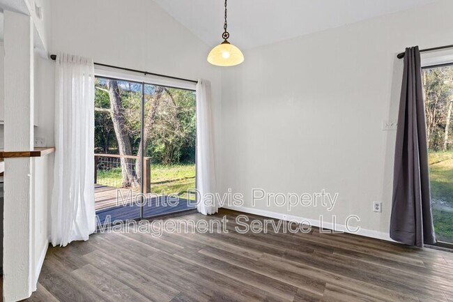 Building Photo - 1713 Cinnamon Path