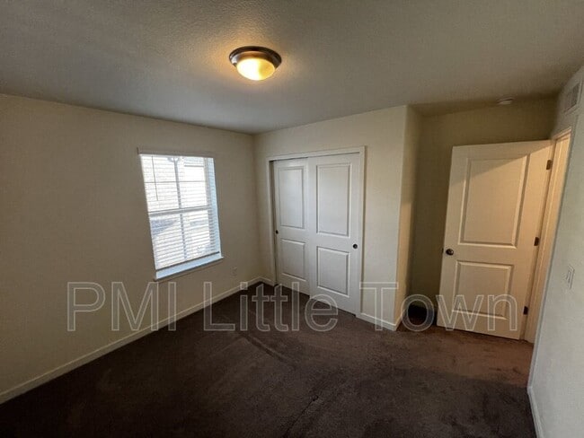 Building Photo - 9270 Inca Dove Cir