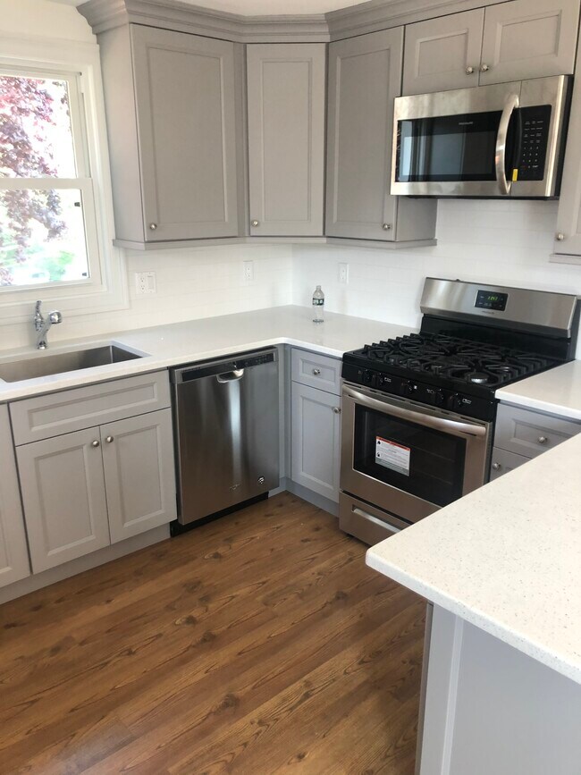 111 Summit Ave 111 Summit Ave Elmwood Park NJ 07407 Apartment Finder